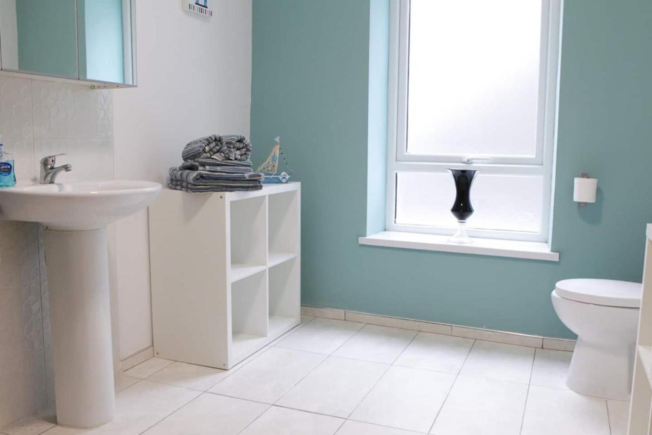Malin View Apartments Port71 พอร์ตรัช ภายนอก รูปภาพ