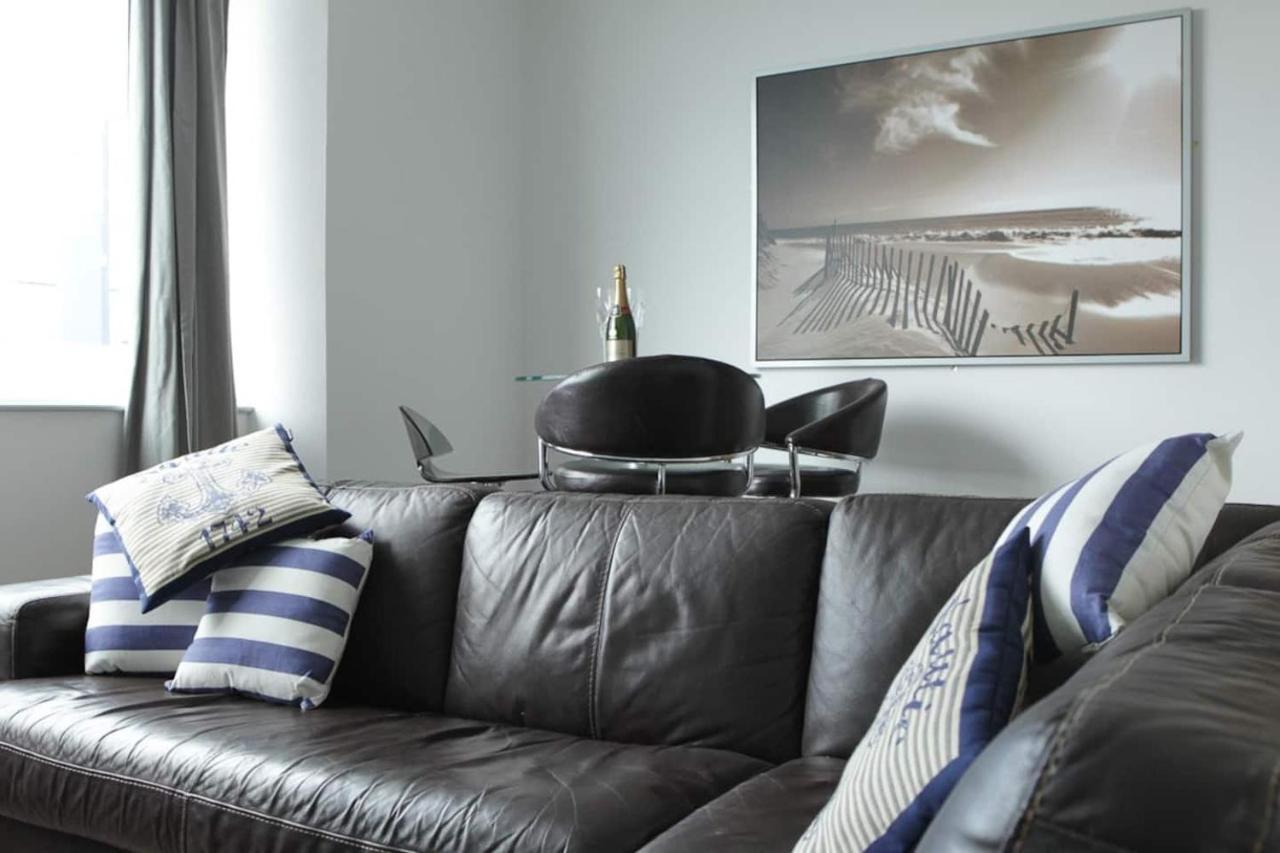 Malin View Apartments Port71 พอร์ตรัช ภายนอก รูปภาพ