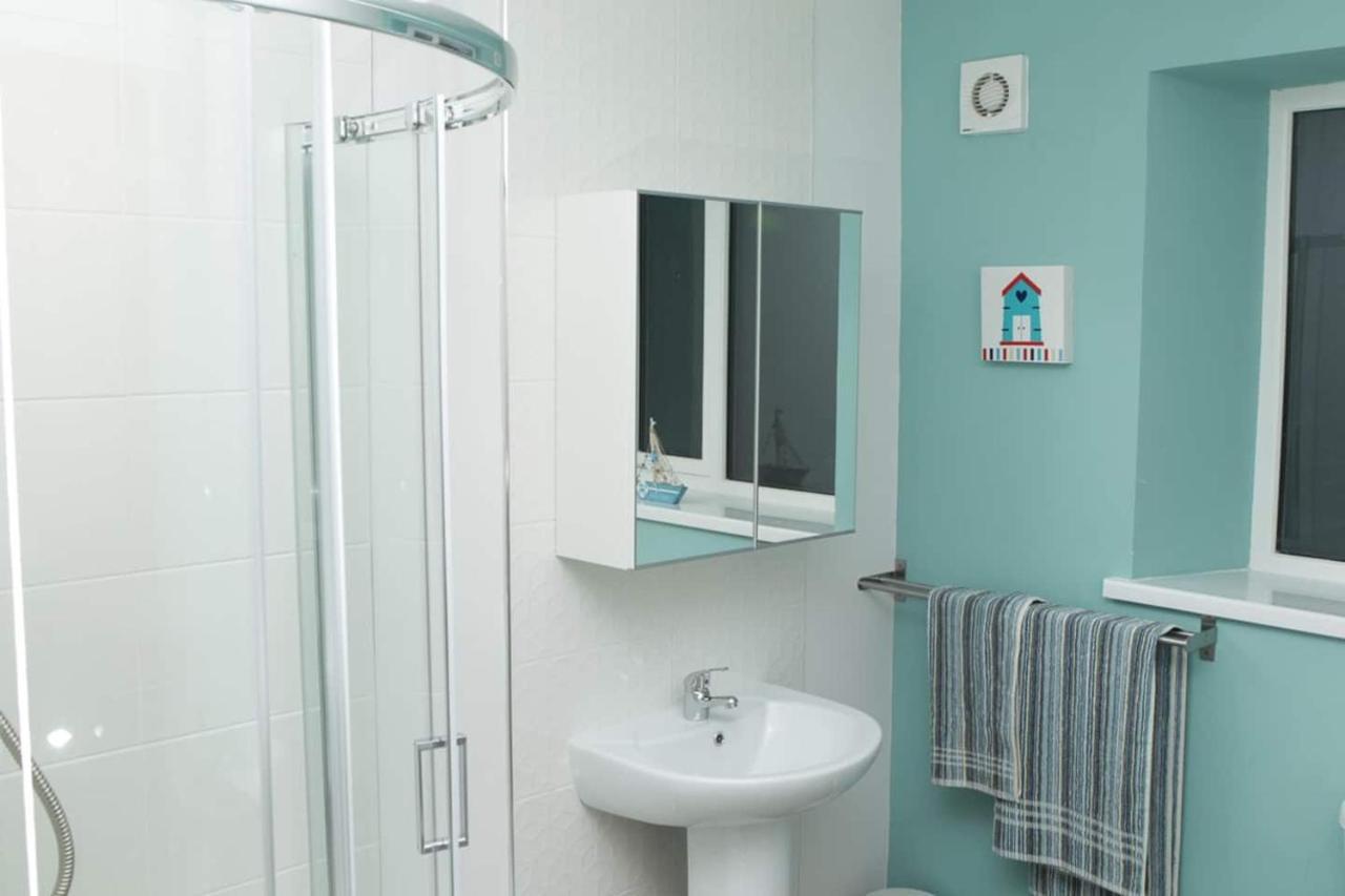 Malin View Apartments Port71 พอร์ตรัช ภายนอก รูปภาพ
